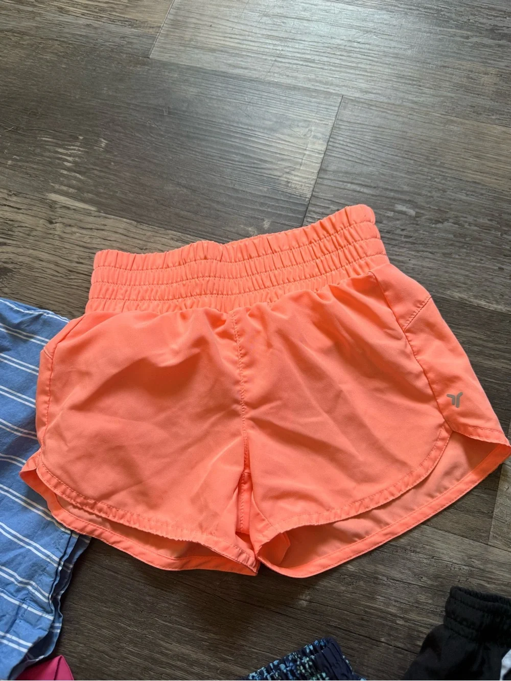 Girls Small 6/7 Athletic Shorts Bundle - Nike, Old Navy, Carter’s, All in Motion